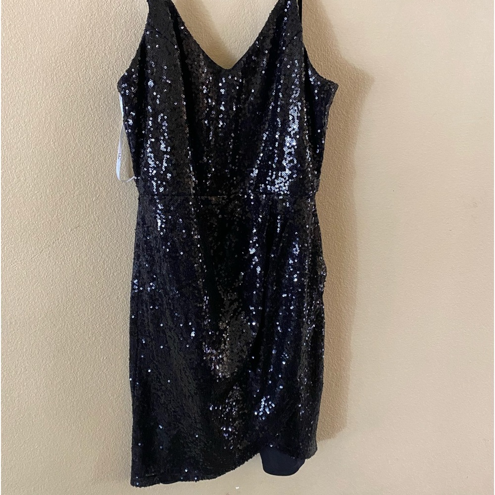 Black Lulus Sequin dress Size M